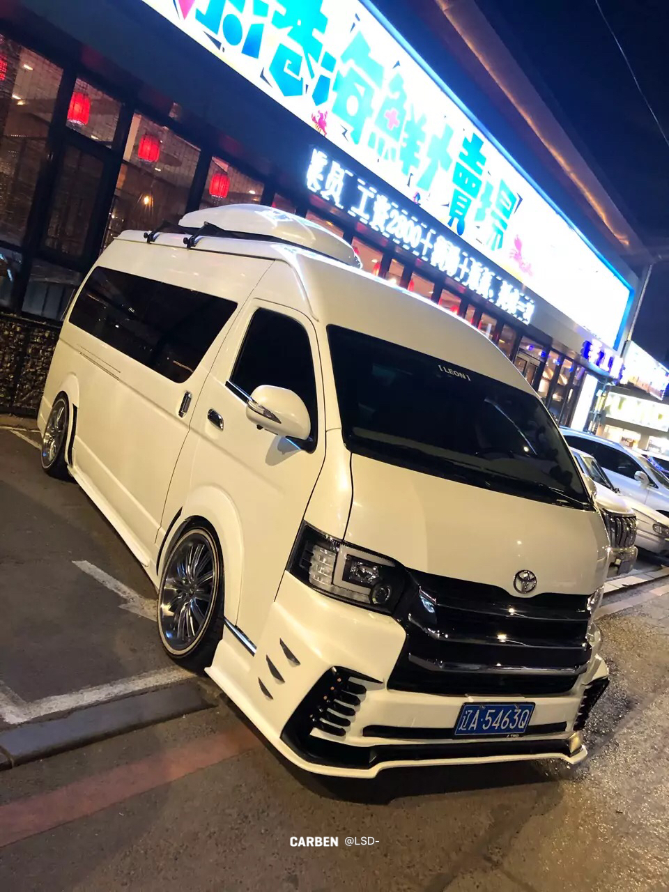 我从网上看到沈阳那边有个人用九龙a5改的,移植了全套hiace